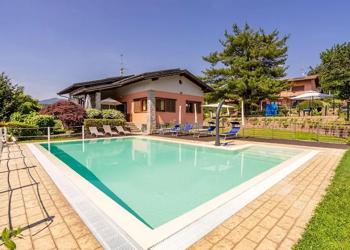 Residenza Agrifoglio-5 By Interhome 아파트 루이노